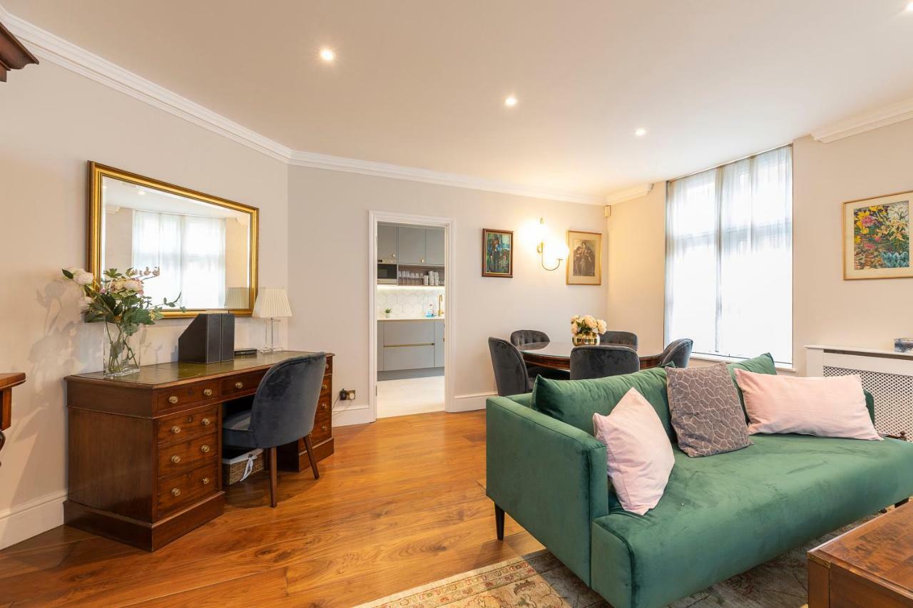 Joivy Beautiful 2 Bed Apt In The Heart Of Mayfair, Close To Tube Apartamento Londres Exterior foto